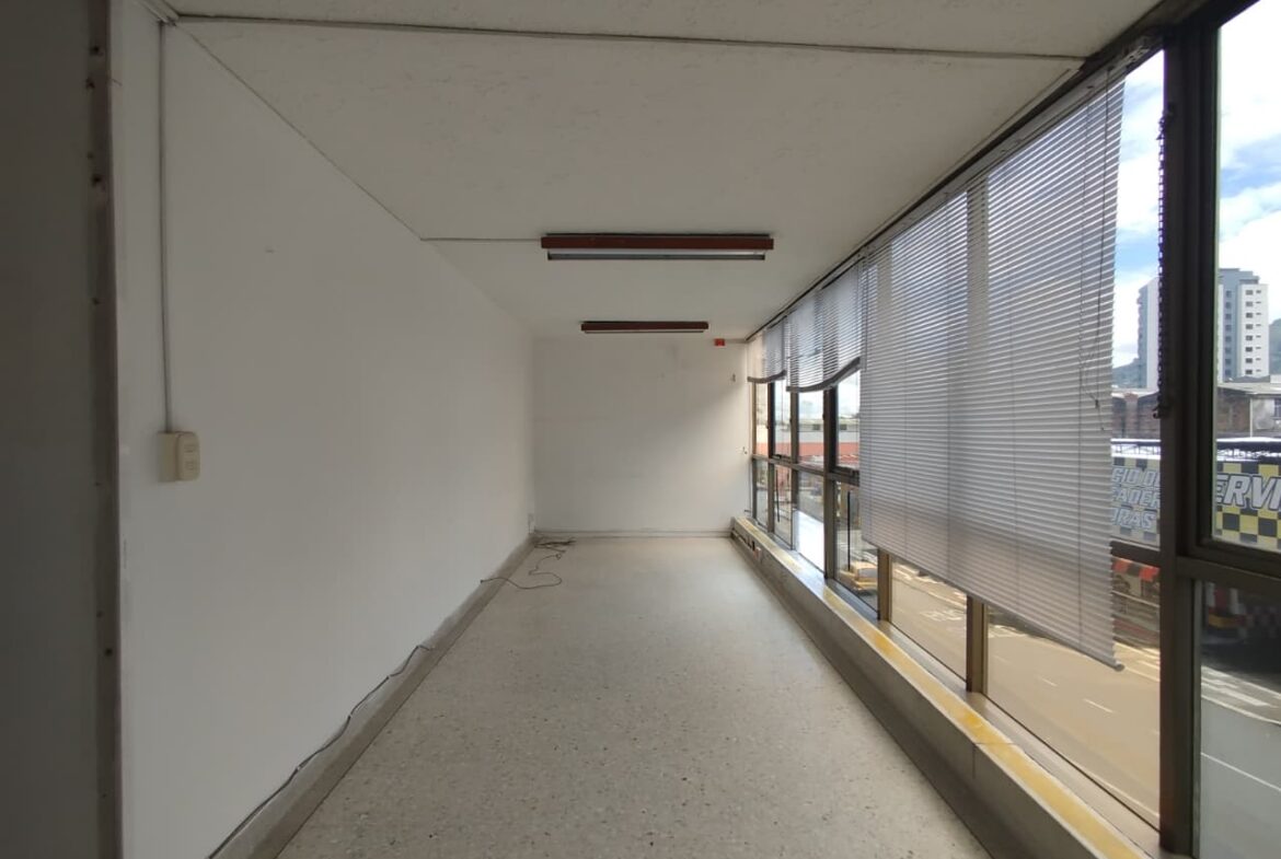 VENTA DE EDIFICIO PARA OFICINAS EN EL CENTRO DE PEREIRA