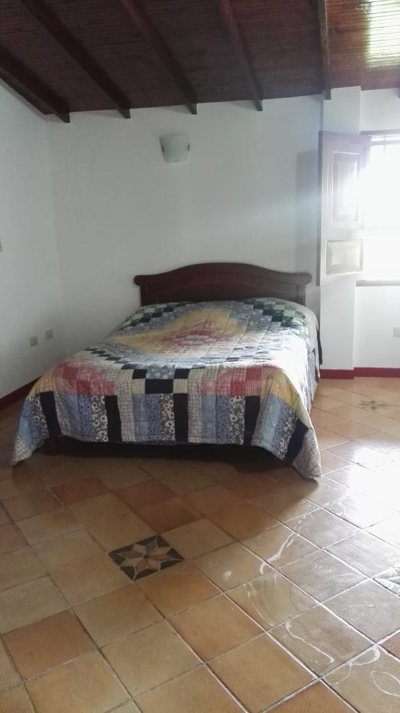 SE VENDE HERMOSA FINCA DE RECREO VIA A ARMENIA