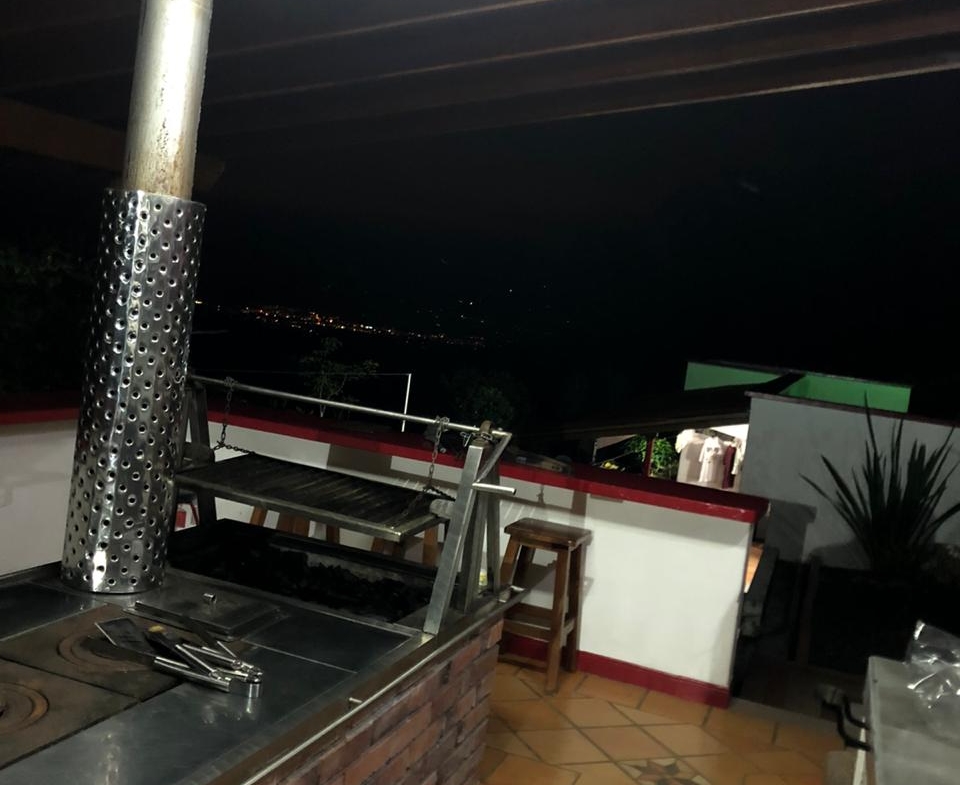 SE VENDE HERMOSA FINCA DE RECREO VIA A ARMENIA