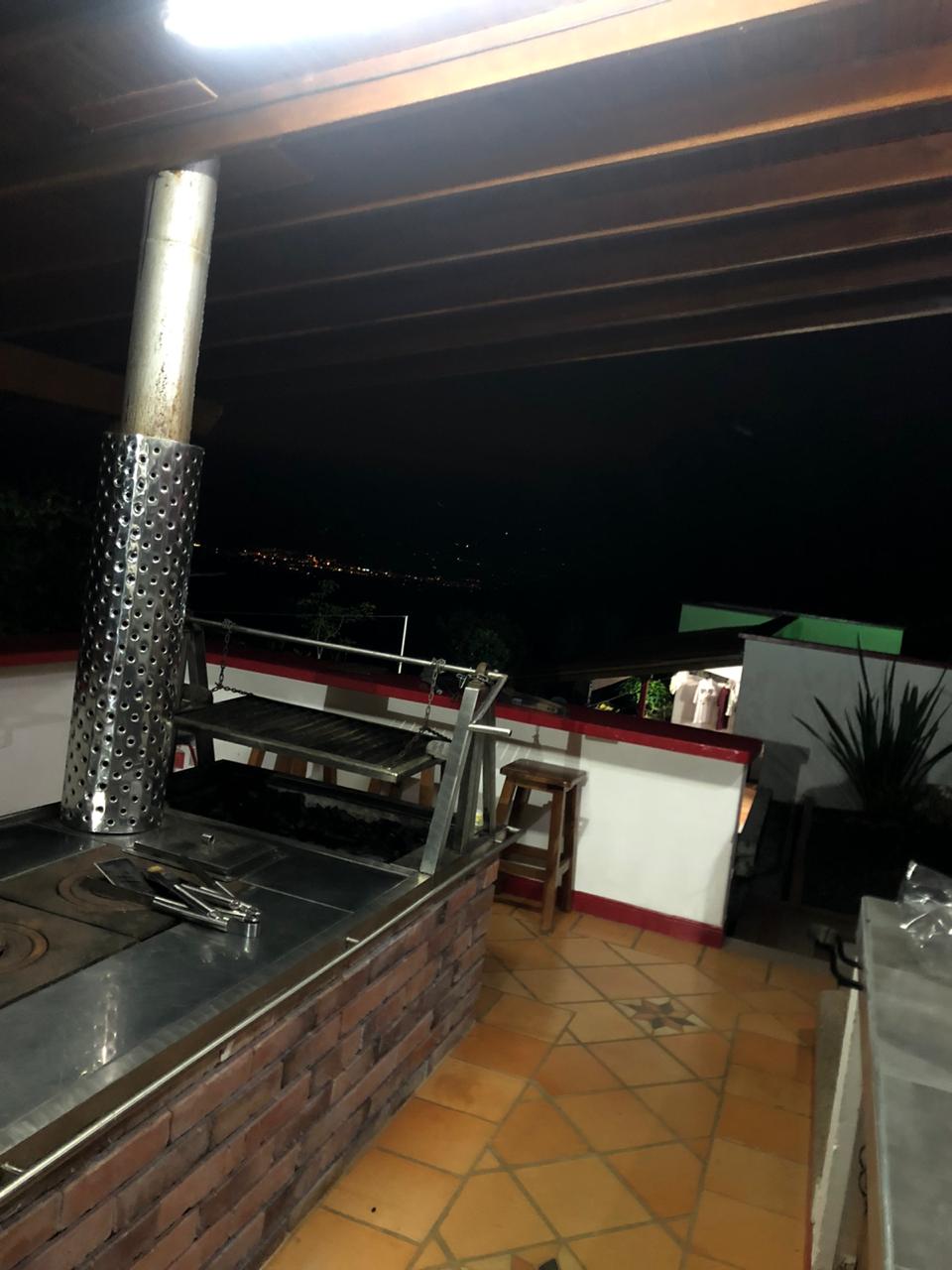 SE VENDE HERMOSA FINCA DE RECREO VIA A ARMENIA