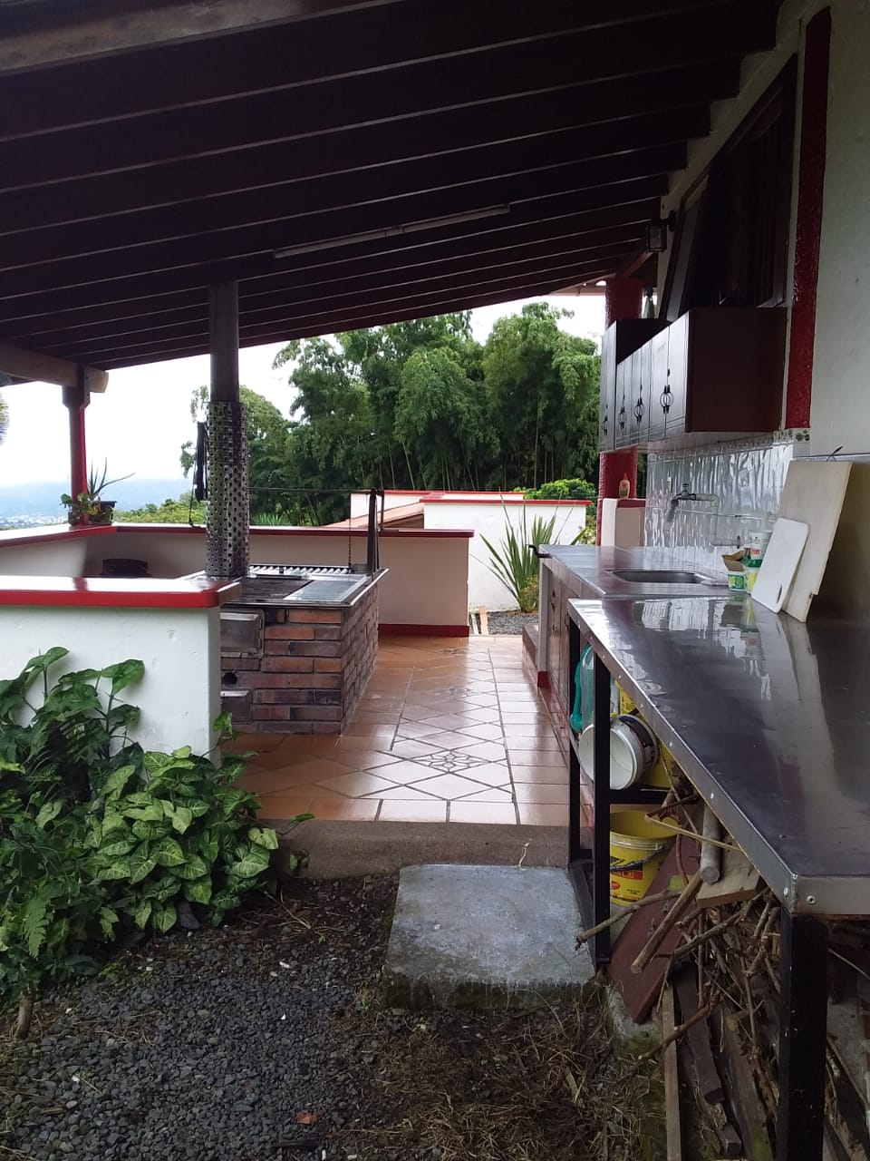 SE VENDE HERMOSA FINCA DE RECREO VIA A ARMENIA