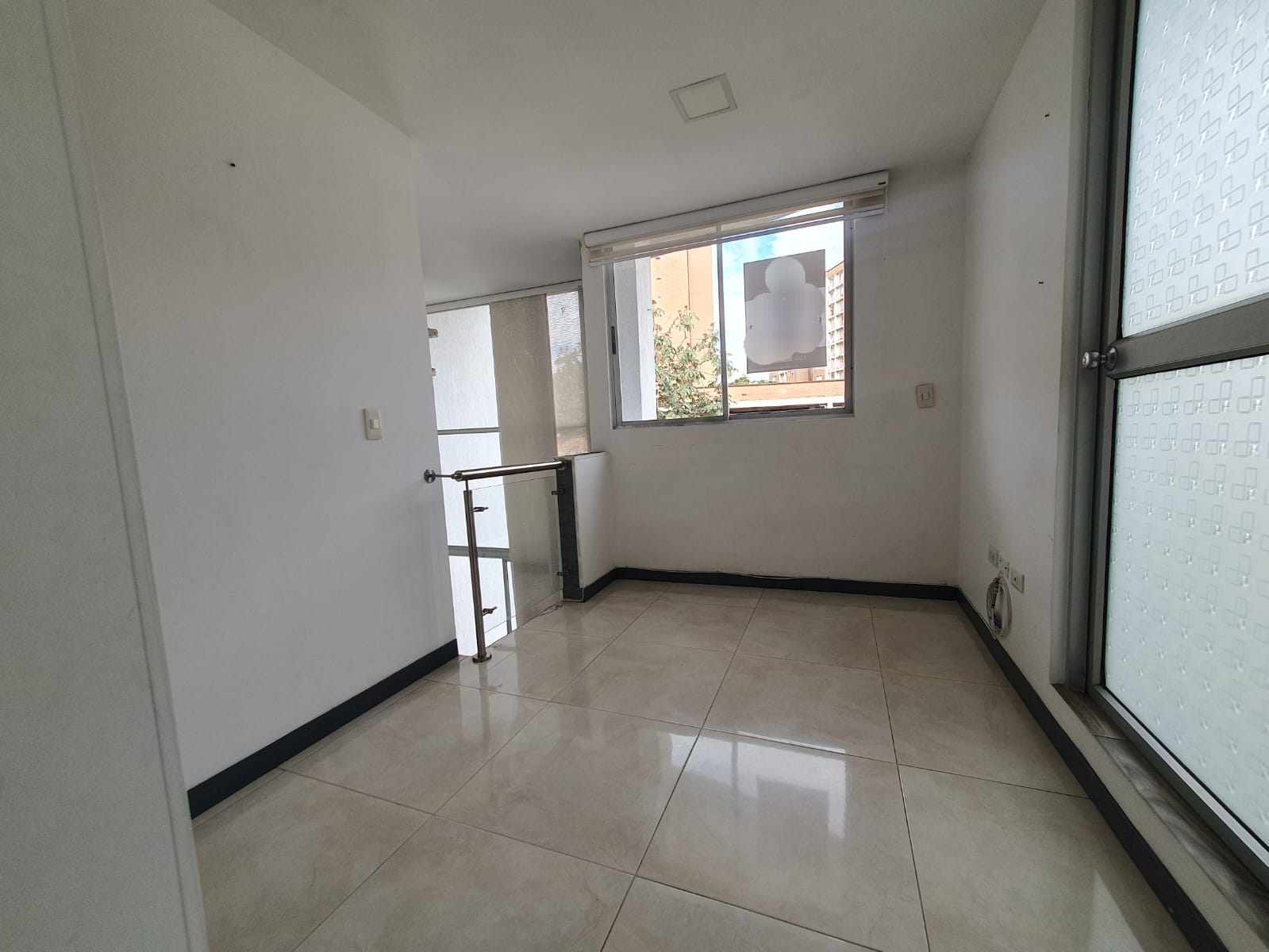 EN VENTA APARTAMENTO DUPLEX AV SUR SECTOR CORALES