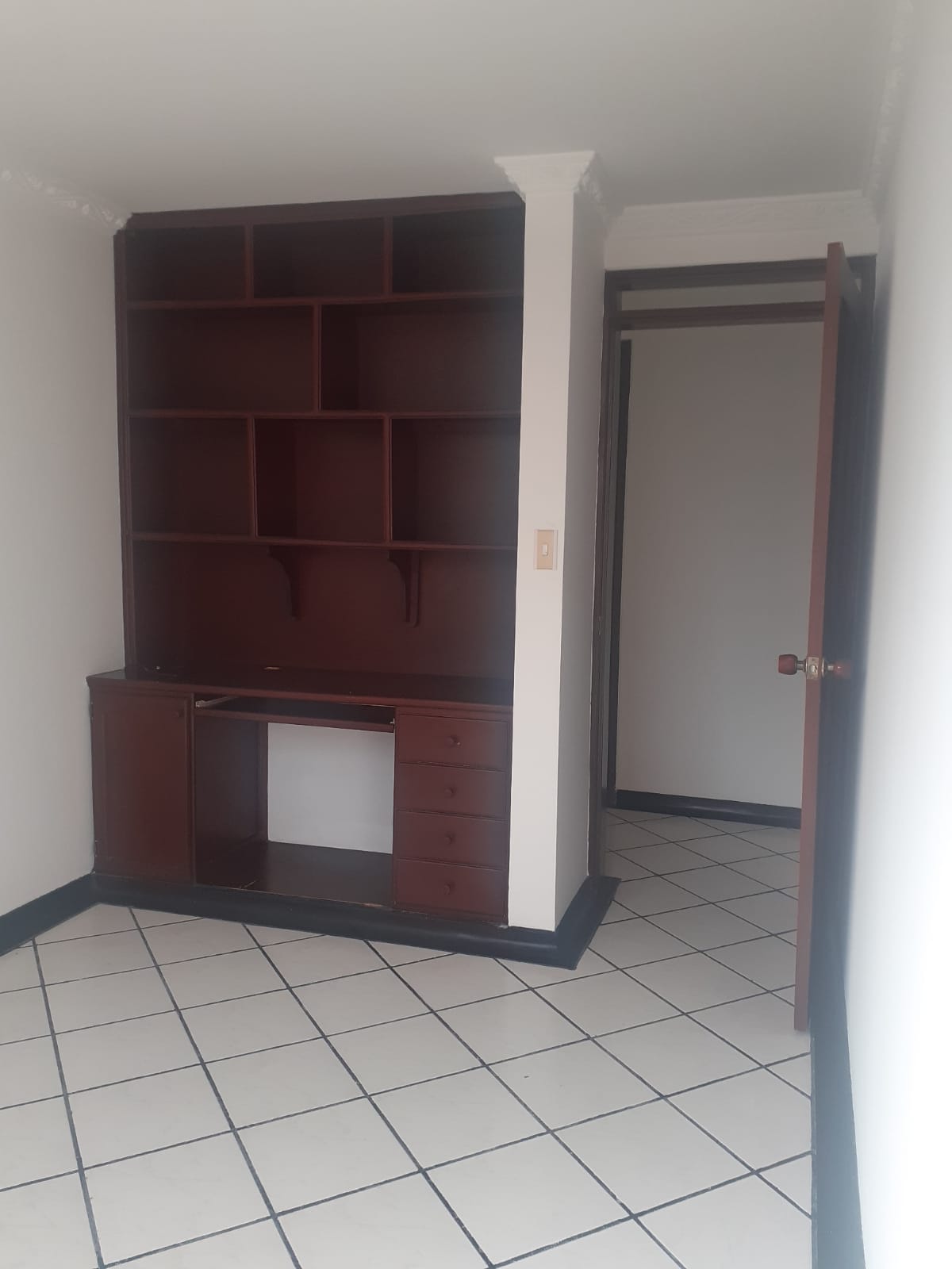 ARRIENDO APTO EN EL CENTRO