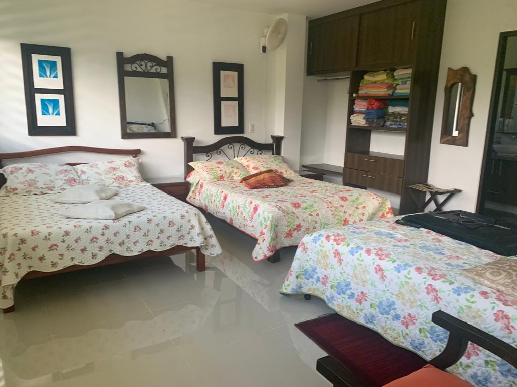VENTA CASA CAMPESTRE EN SANTA ROSA