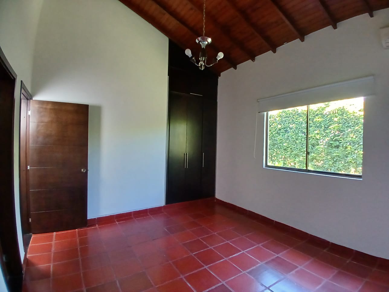 VENDO CASA CAMPESTRE VIA CERRITOS LA VIRGINIA