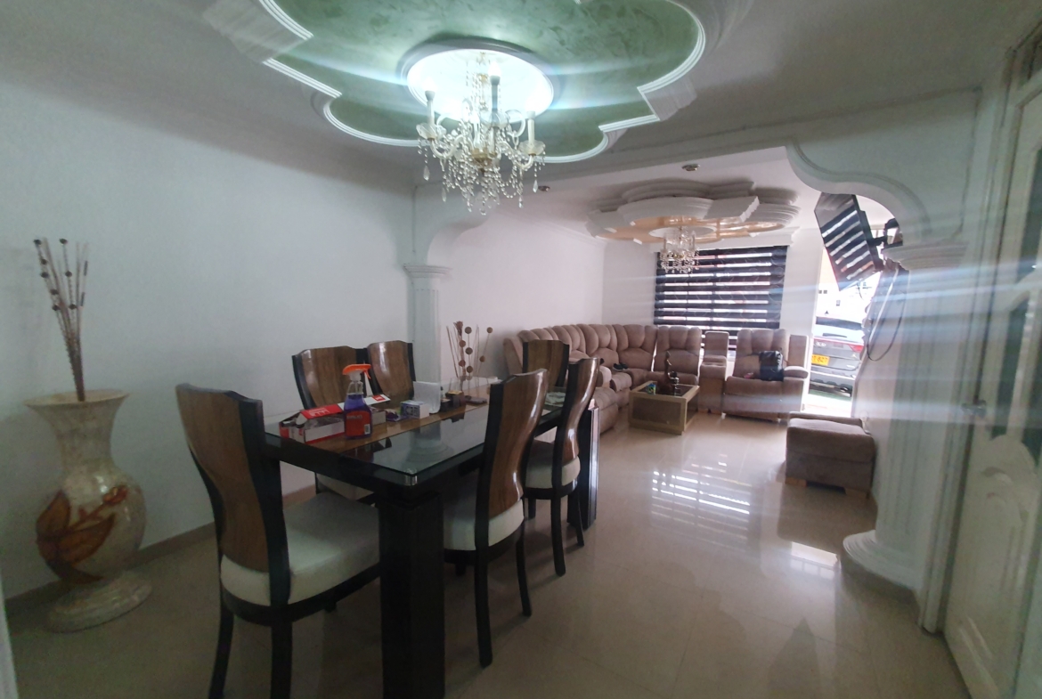 EN VENTA CASA AV SUR SECTOR PUEBLITO CAFETERO