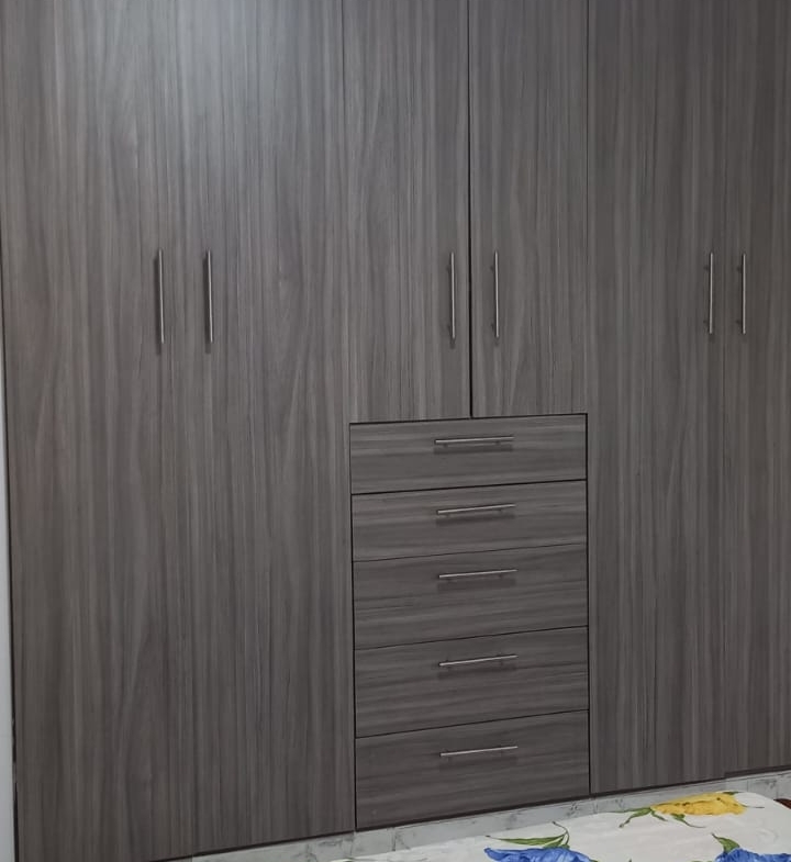 SE VENDE CASA DE TRES PISOS EN SAMARIA