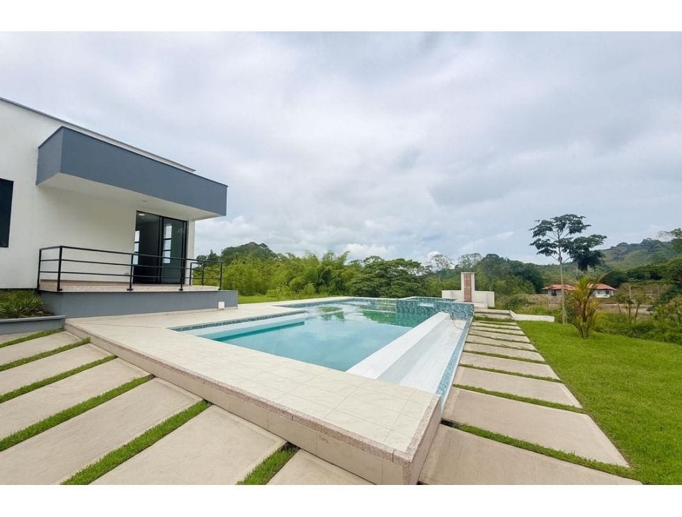 VENDO CASA CAMPESTRE EN COMBIA RISARALDA