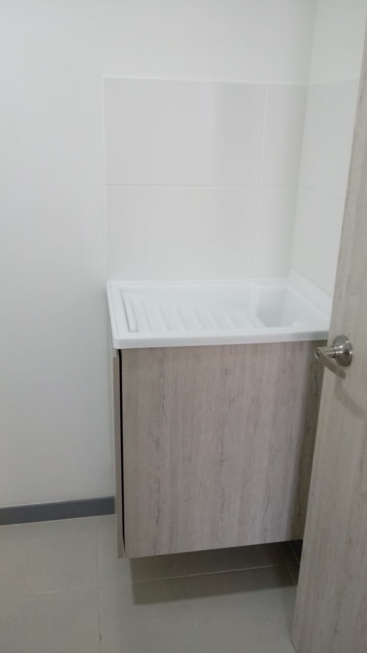 30507720260422042841 VENDO APARTAMENTO SECTOR UNICENTRO PEREIRA