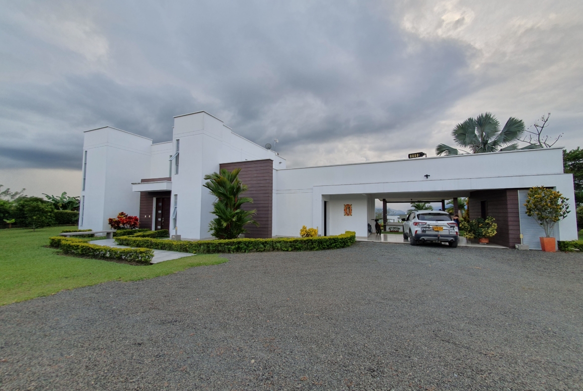 EN VENTA CASA CAMPESTRE EN CERRITOS PEREIRA