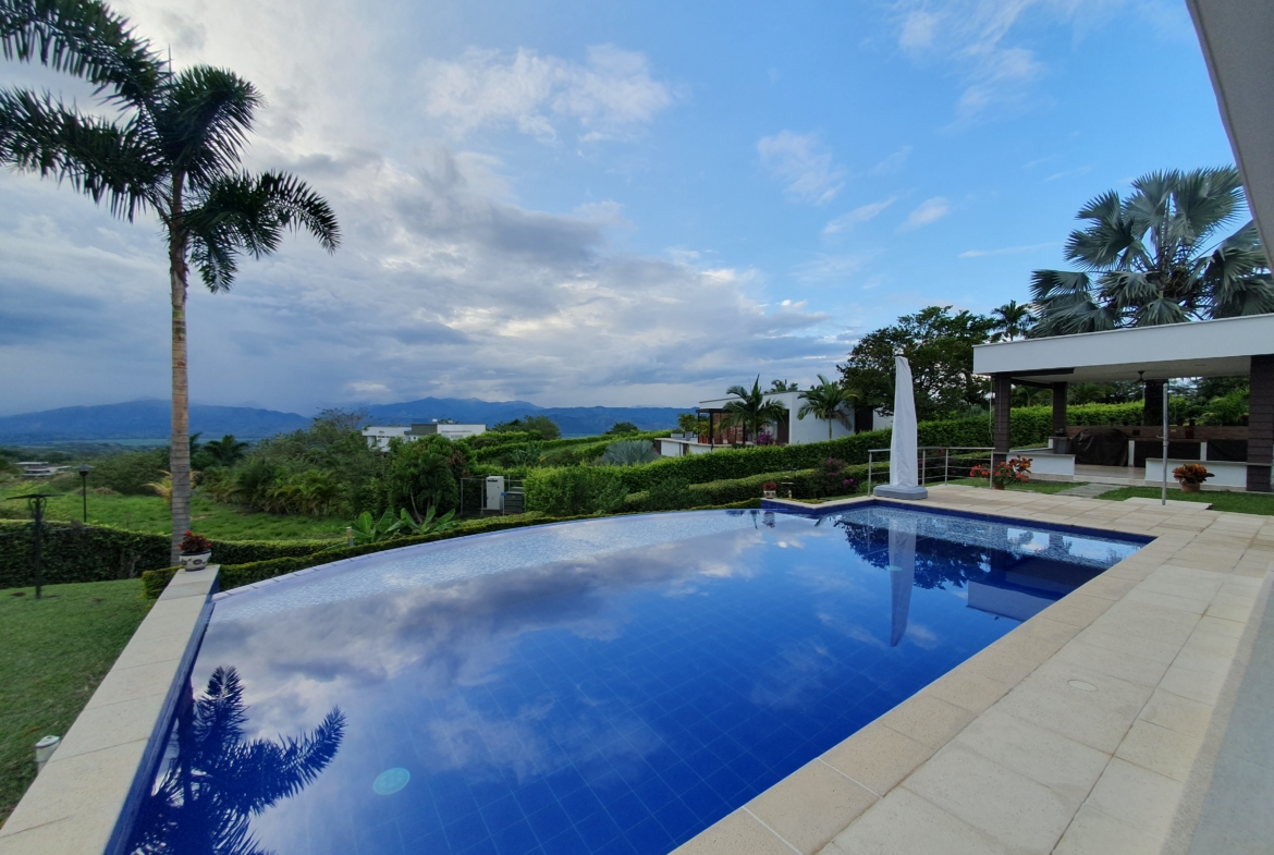 EN VENTA CASA CAMPESTRE EN CERRITOS PEREIRA