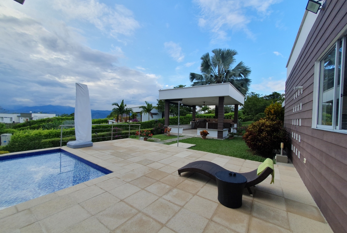EN VENTA CASA CAMPESTRE EN CERRITOS PEREIRA
