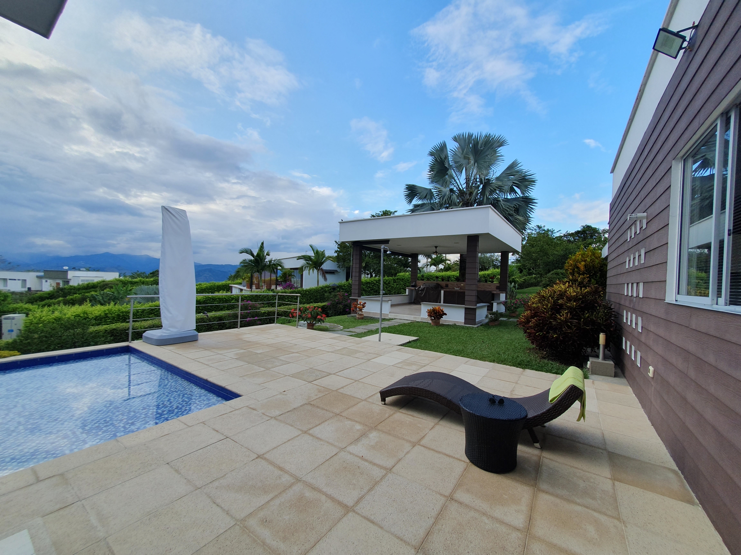 EN VENTA CASA CAMPESTRE EN CERRITOS PEREIRA