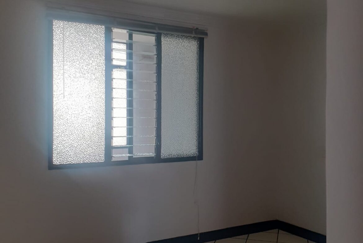 ARRIENDO APTO EN EL CENTRO