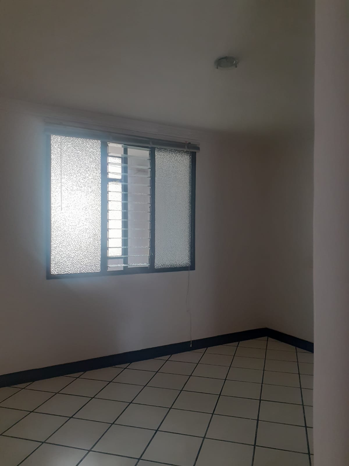 ARRIENDO APTO EN EL CENTRO