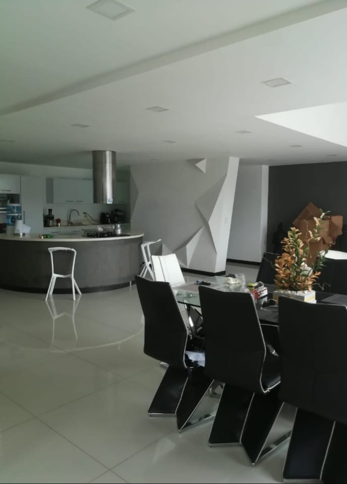 30507820230302043502 VENDO PENT HOUSE DUPLEX EN EXCLUSIVO SECTOR DE PINARES