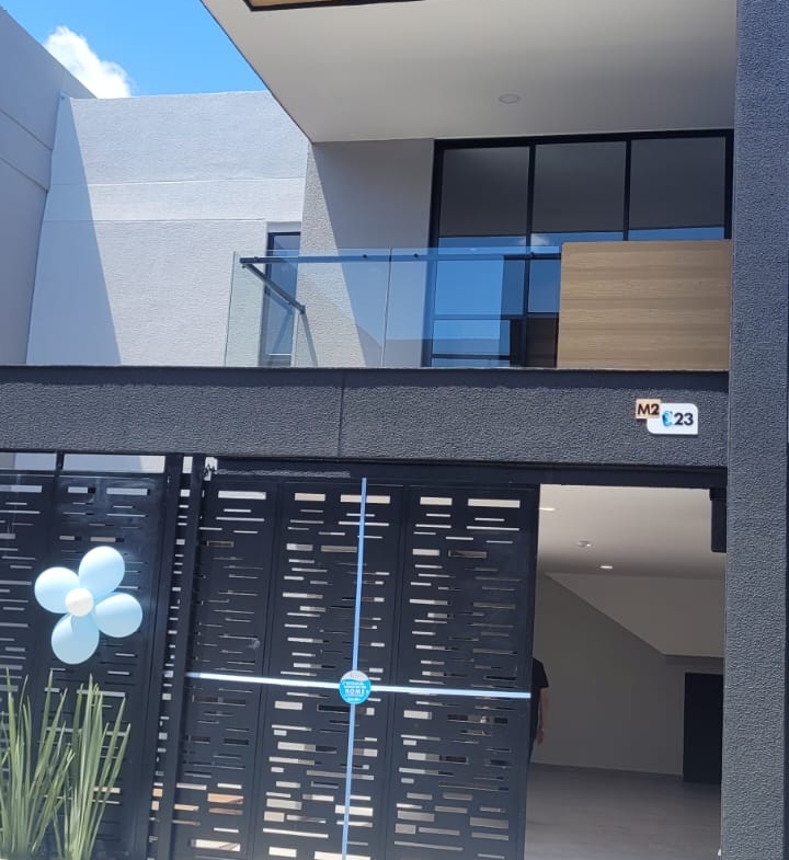 VENDO CASA EN CERRITOS PARA ESTRENAR