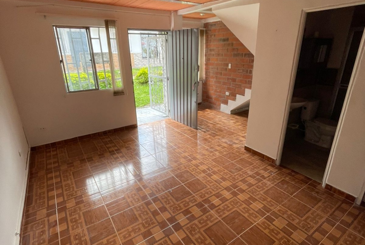 CASA PARA LA VENTA EN LA SULTANA