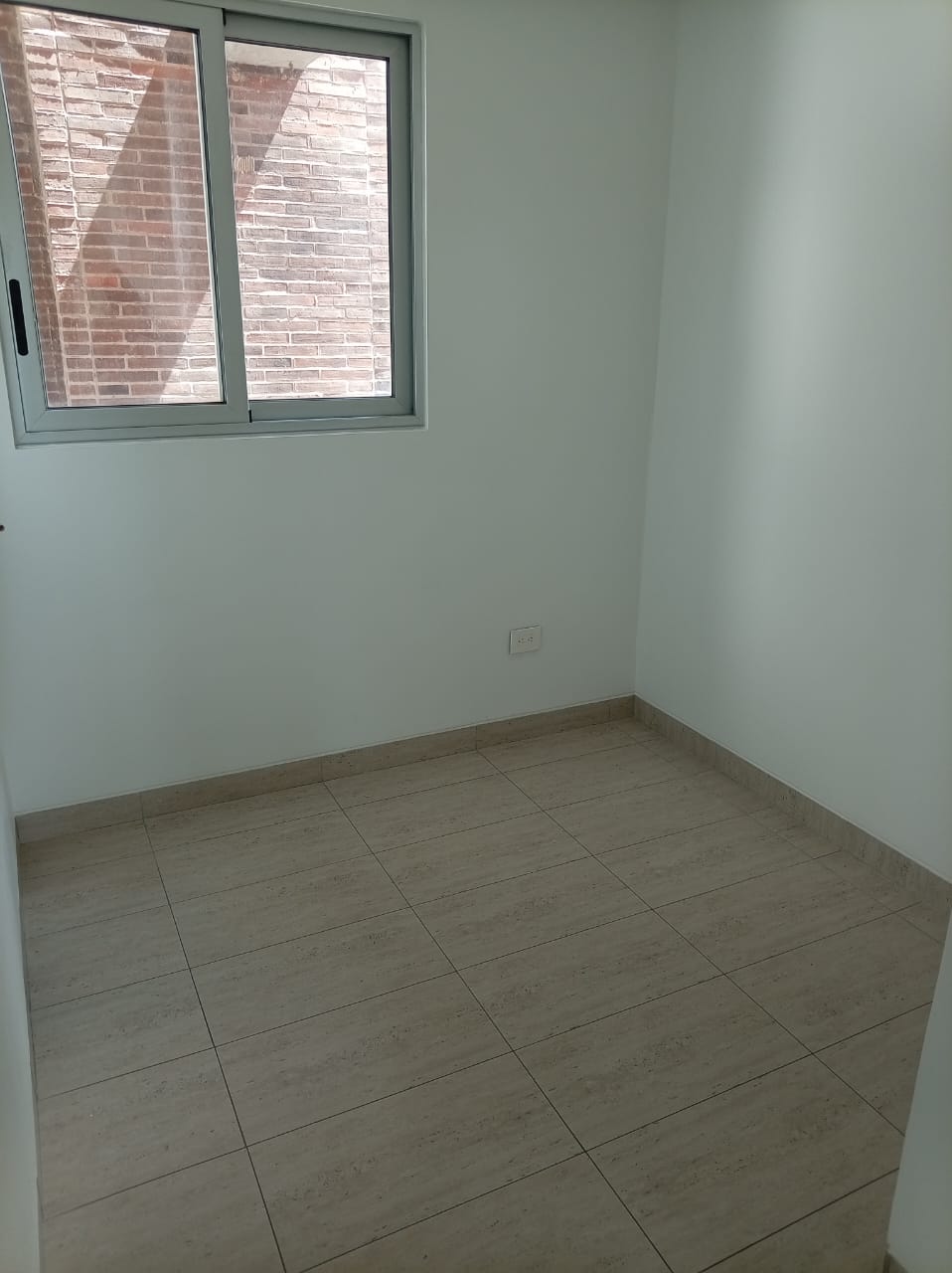 RENTO APARTAMENTO EN CONJUNTO CERRADO VÍA CERRITOS