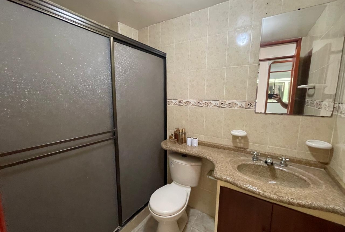 SE VENDE APARTAMENTO CENTRO DE PEREIRA CERCA AL PARQUE EL LAGO