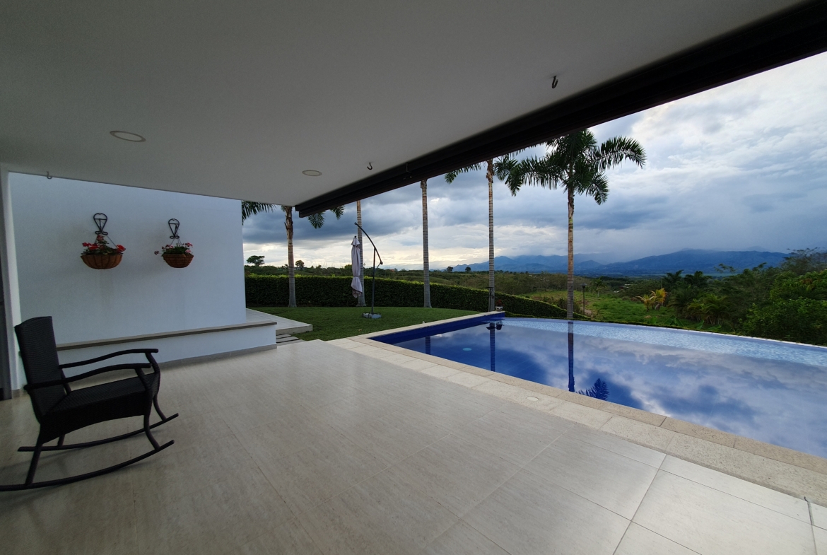 EN VENTA CASA CAMPESTRE EN CERRITOS PEREIRA