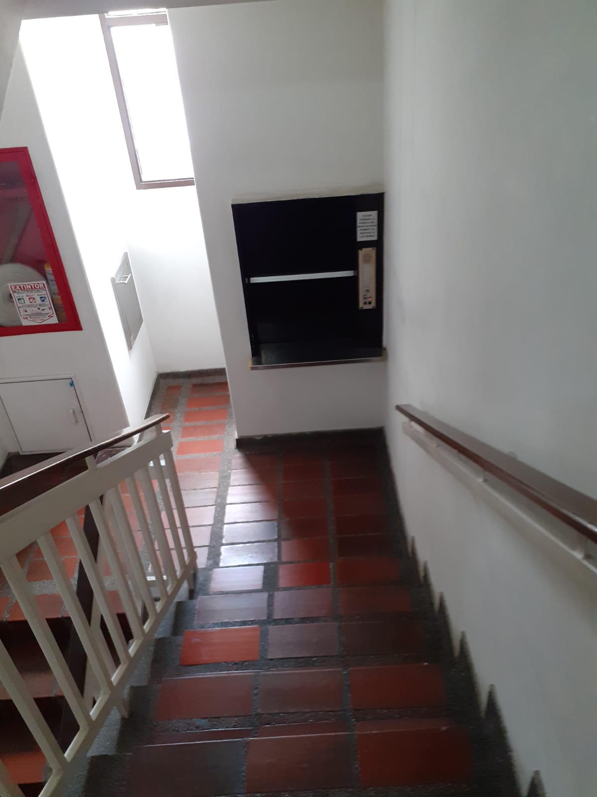 30507920220405042504 VENDO APARTAMENTO EN PINARES DE SAN MARTIN PEREIRA
