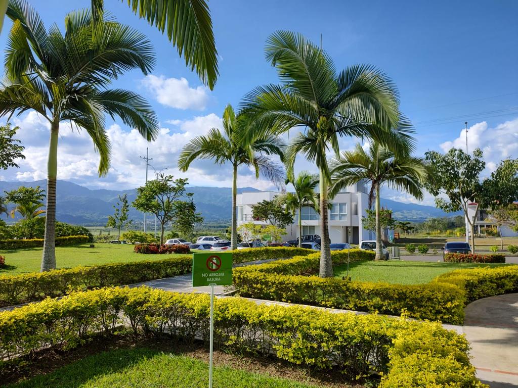 VENDO LOTE EN CONDOMINIO EN VITERBO CALDAS