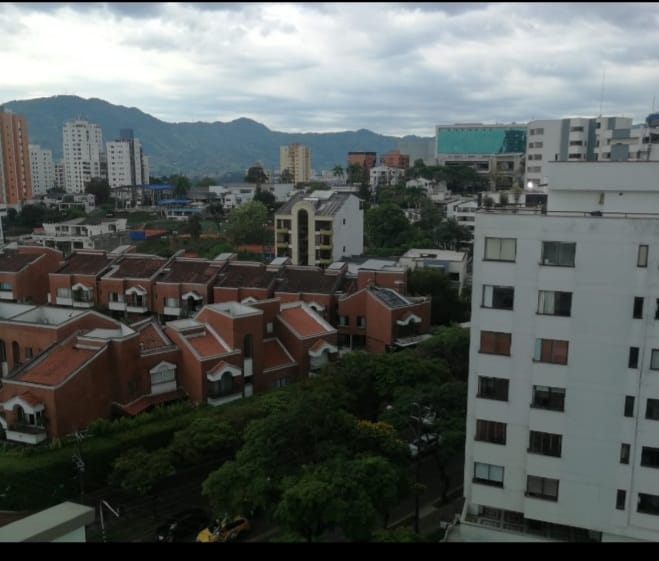 VENDO PENT HOUSE DUPLEX EN EXCLUSIVO SECTOR DE PINARES