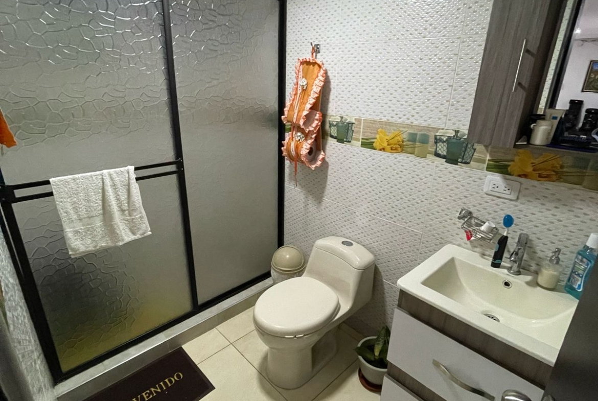 SE PERMUTA APARTAMENTO EN GAMMA 4