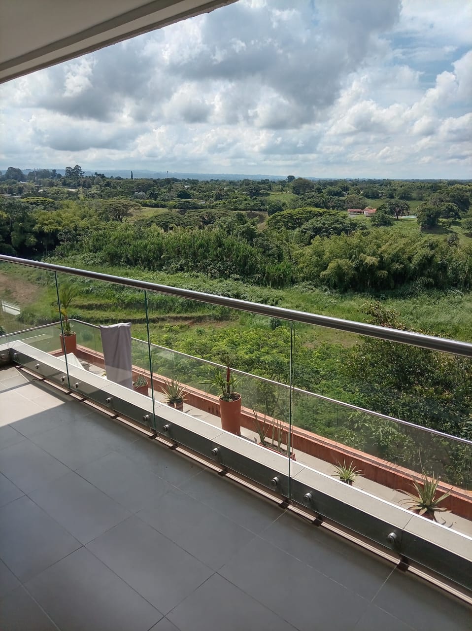 RENTO APARTAMENTO EN CONJUNTO CERRADO VÍA CERRITOS