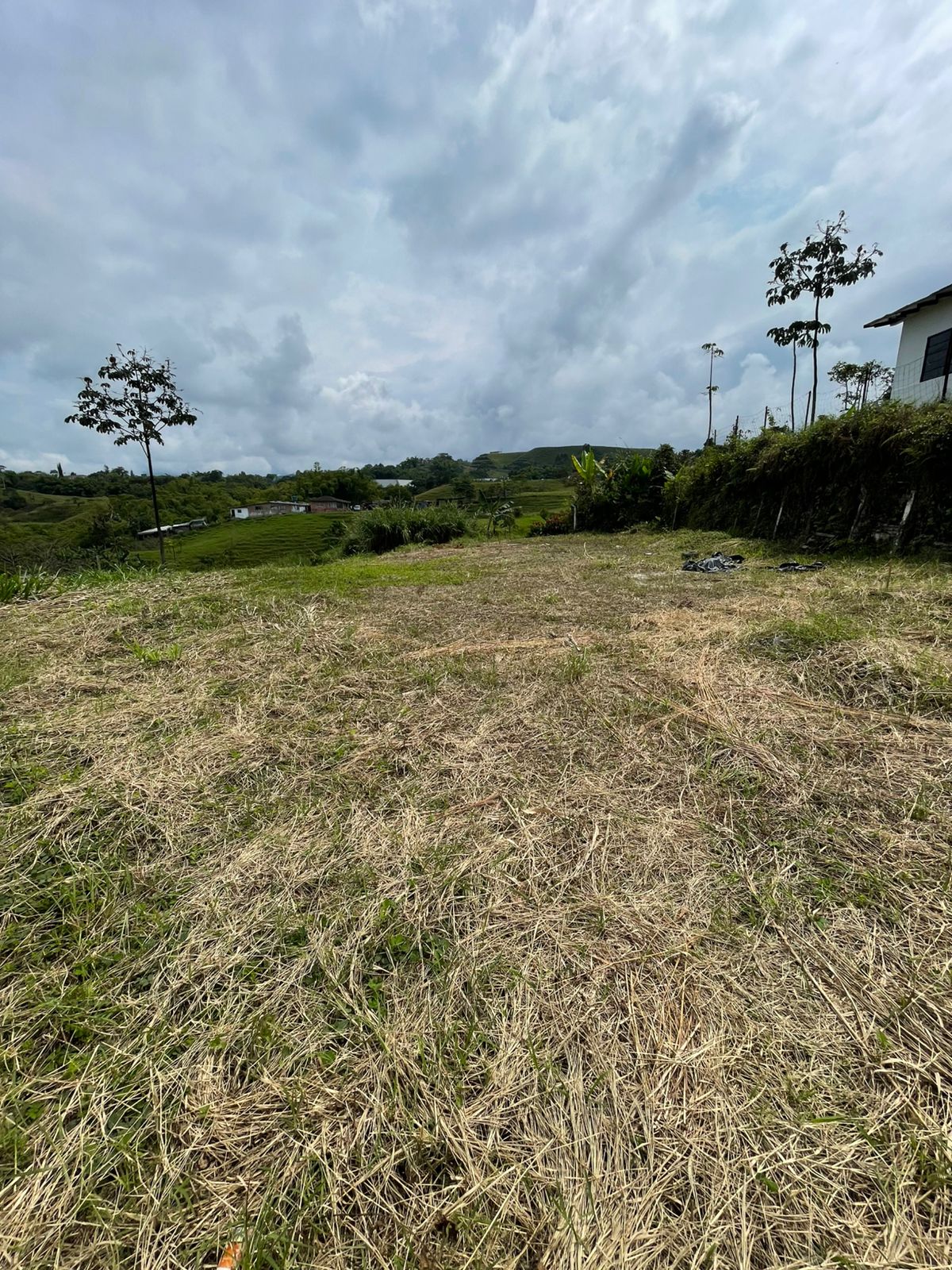 VENTA DE LOTE VÍA CONDINA