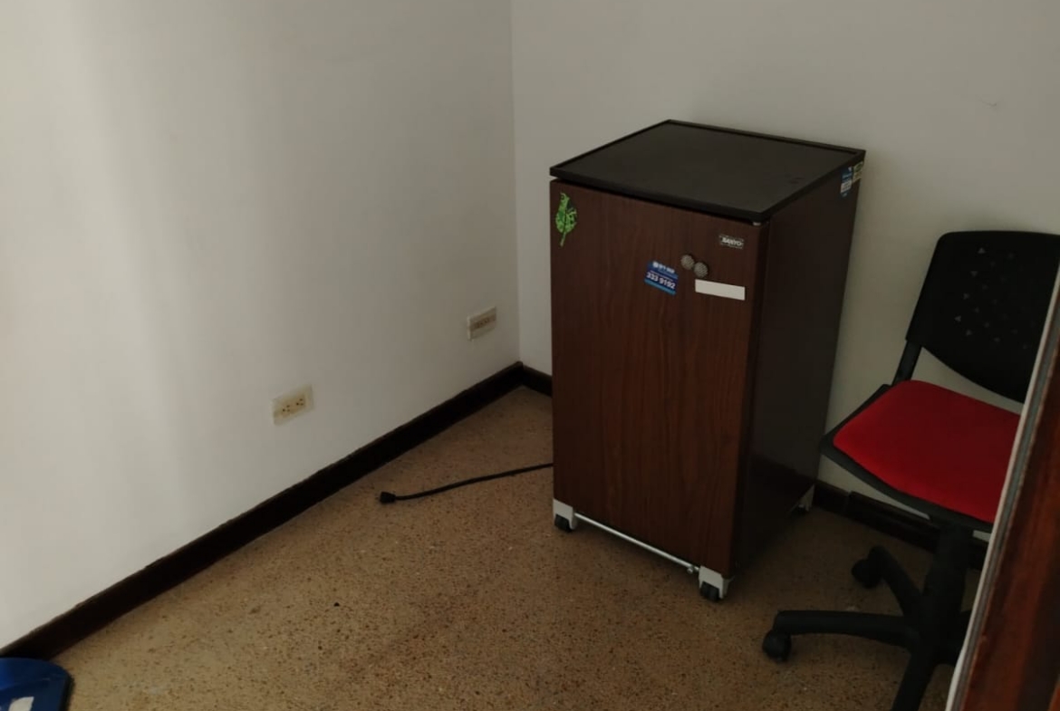 ARRIENDO OFICINA EN TURIN PERERIA