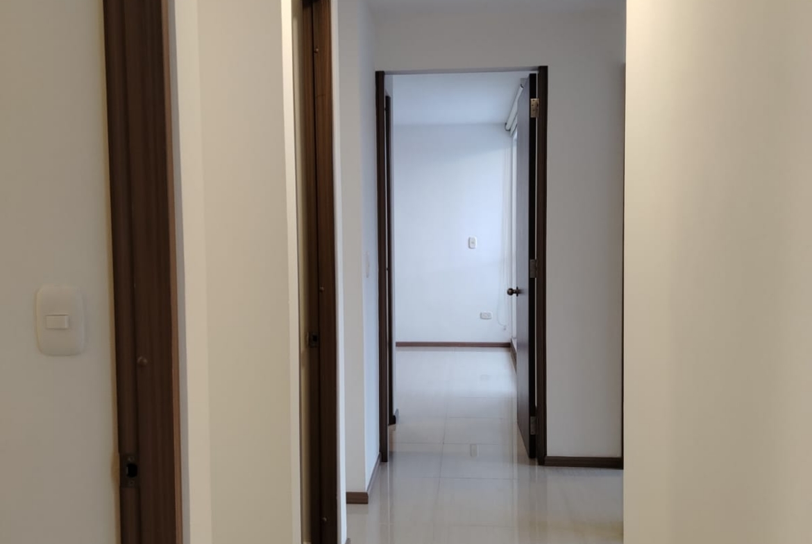 VENDO APARTAMENTO EN BARRIO ALAMOS PEREIRA