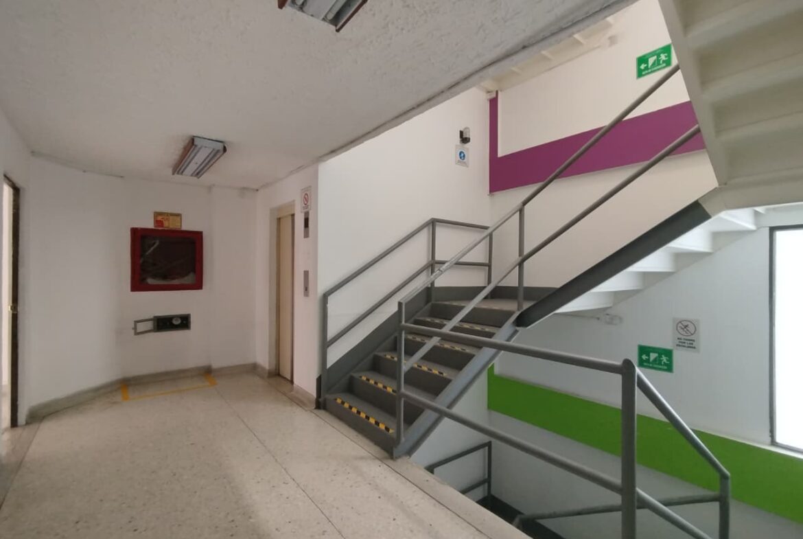 VENTA DE EDIFICIO PARA OFICINAS EN EL CENTRO DE PEREIRA