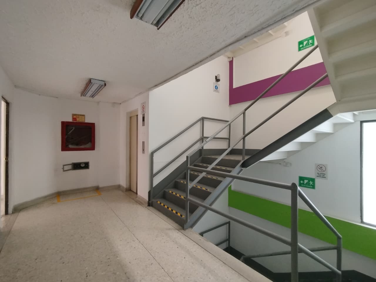30507920260716115217 VENTA DE EDIFICIO PARA OFICINAS EN EL CENTRO DE PEREIRA