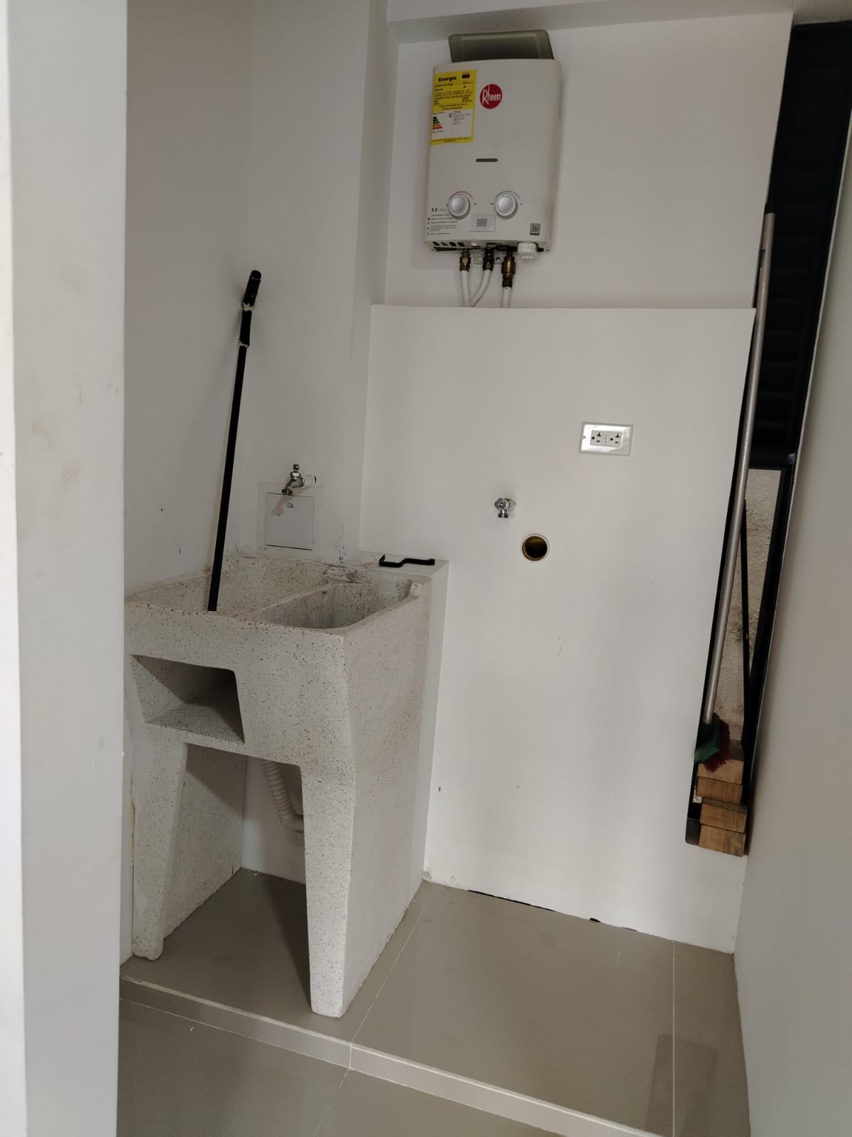 30507920260723083729 ARRIENDO APARTA ESTUDIO VIA ARMENIA PEREIRA