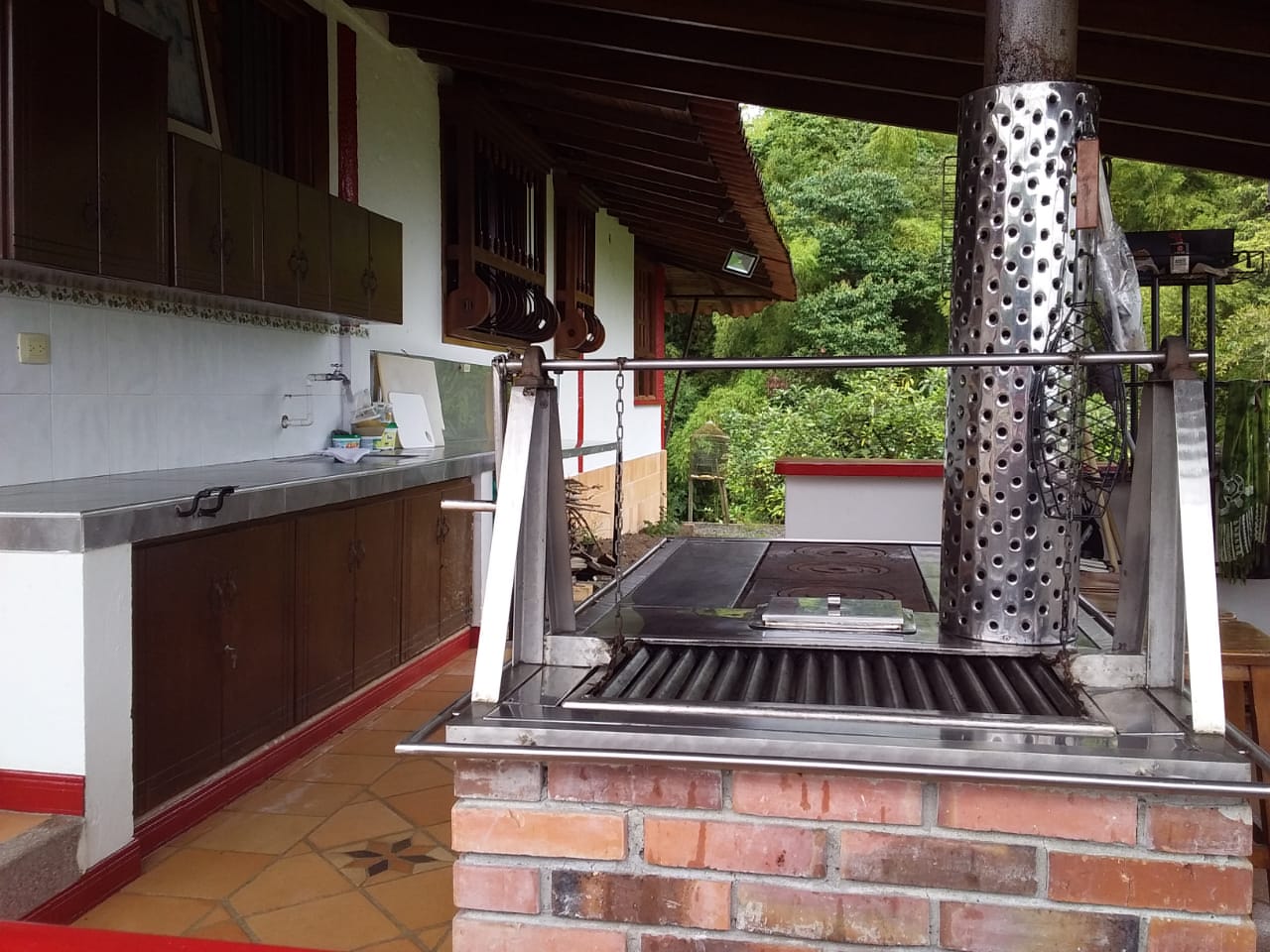 SE VENDE HERMOSA FINCA DE RECREO VIA A ARMENIA