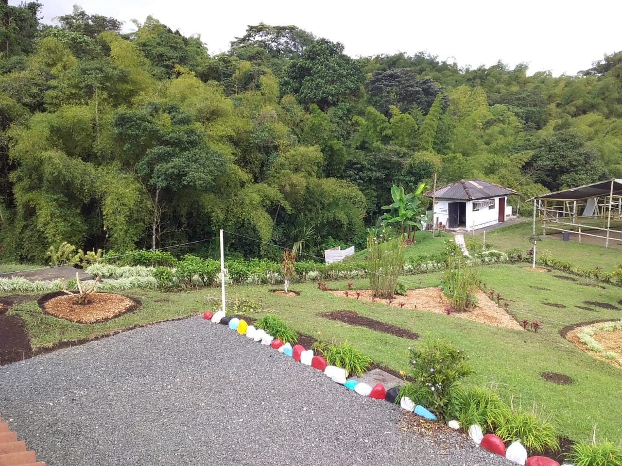 SE VENDE HERMOSA FINCA DE RECREO VIA A ARMENIA