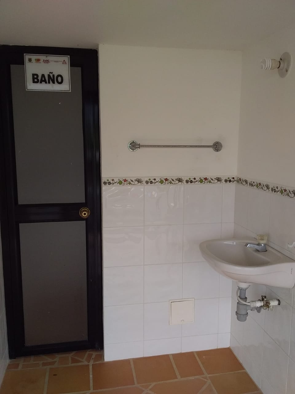 SE VENDE HERMOSA FINCA DE RECREO VIA A ARMENIA