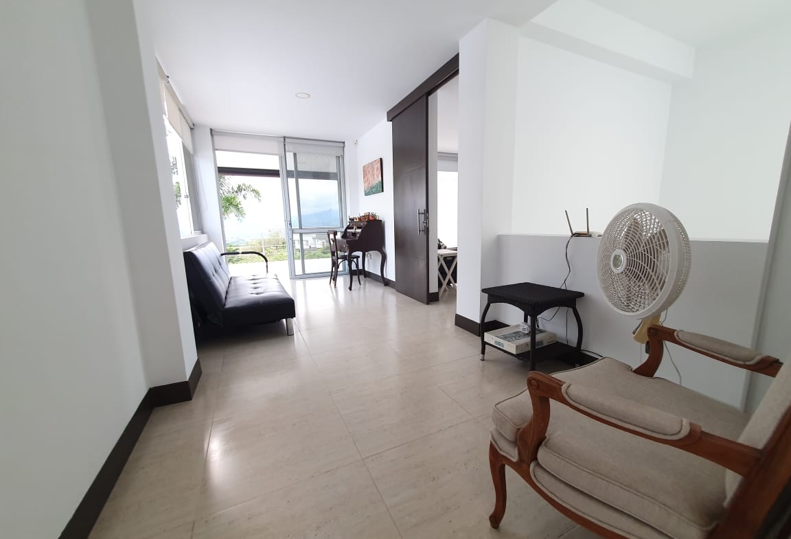 EN VENTA CASA CAMPESTRE EN CERRITOS PEREIRA