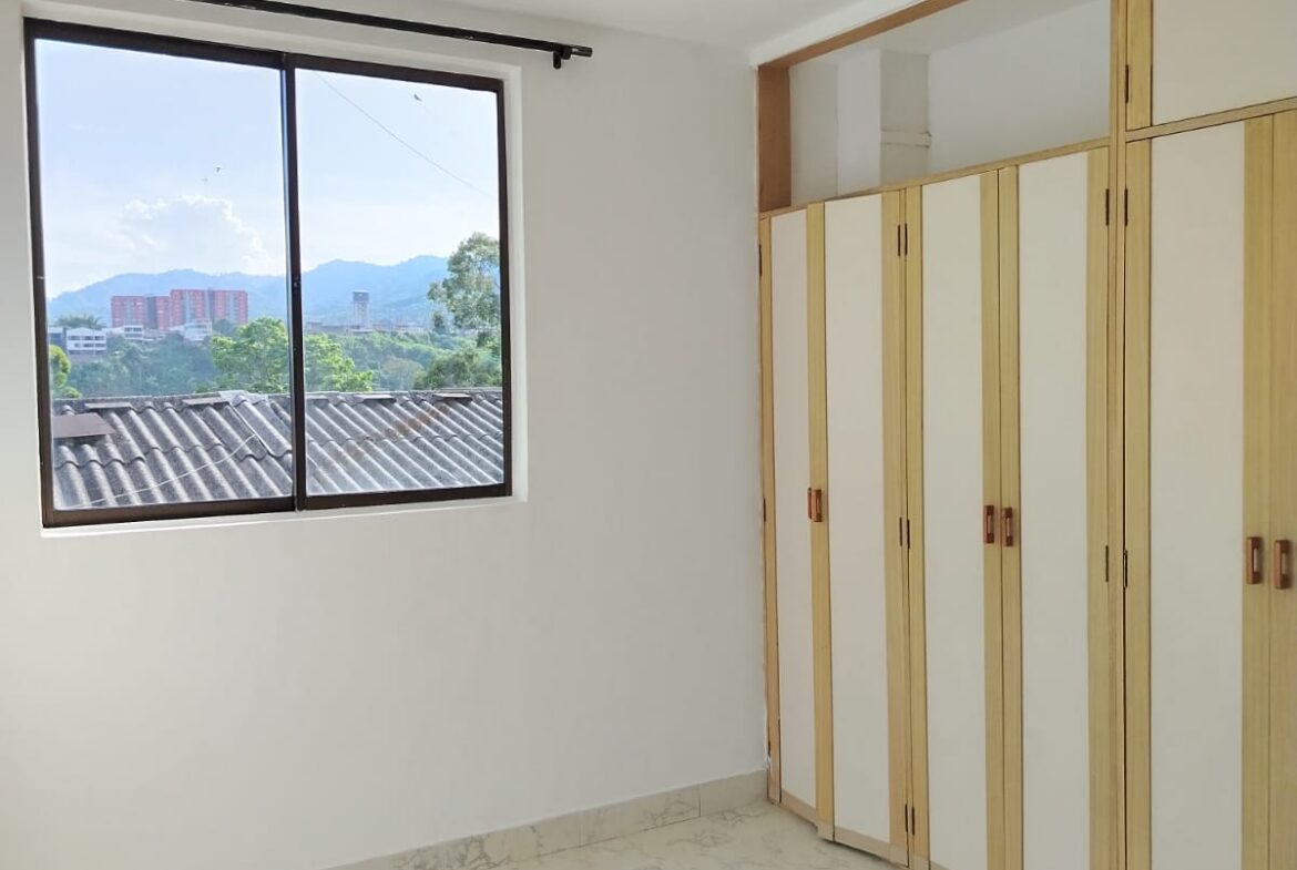 VENDO APARTAMENTO EN LA AURORA SECTOR CIRCUNVALAR PEREIRA