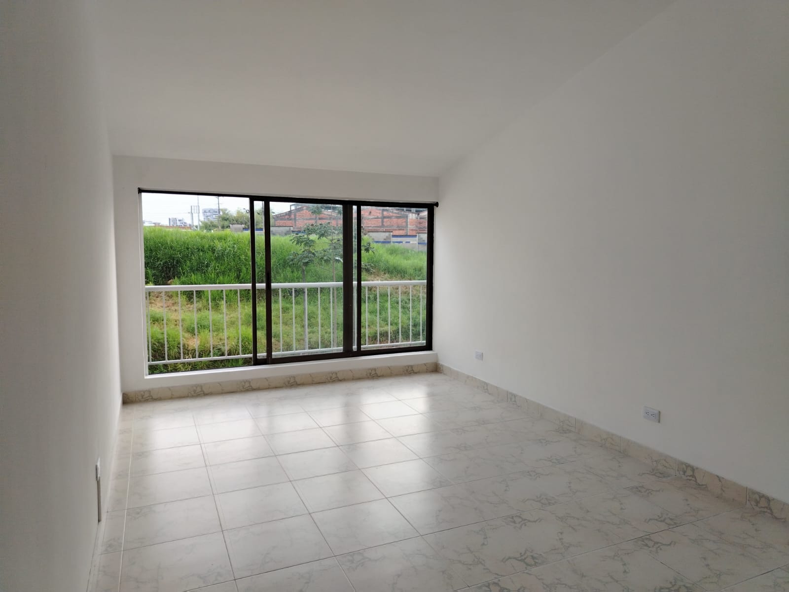 305073020260916025147 VENDO APARTAMENTO EN LA AURORA SECTOR CIRCUNVALAR PEREIRA