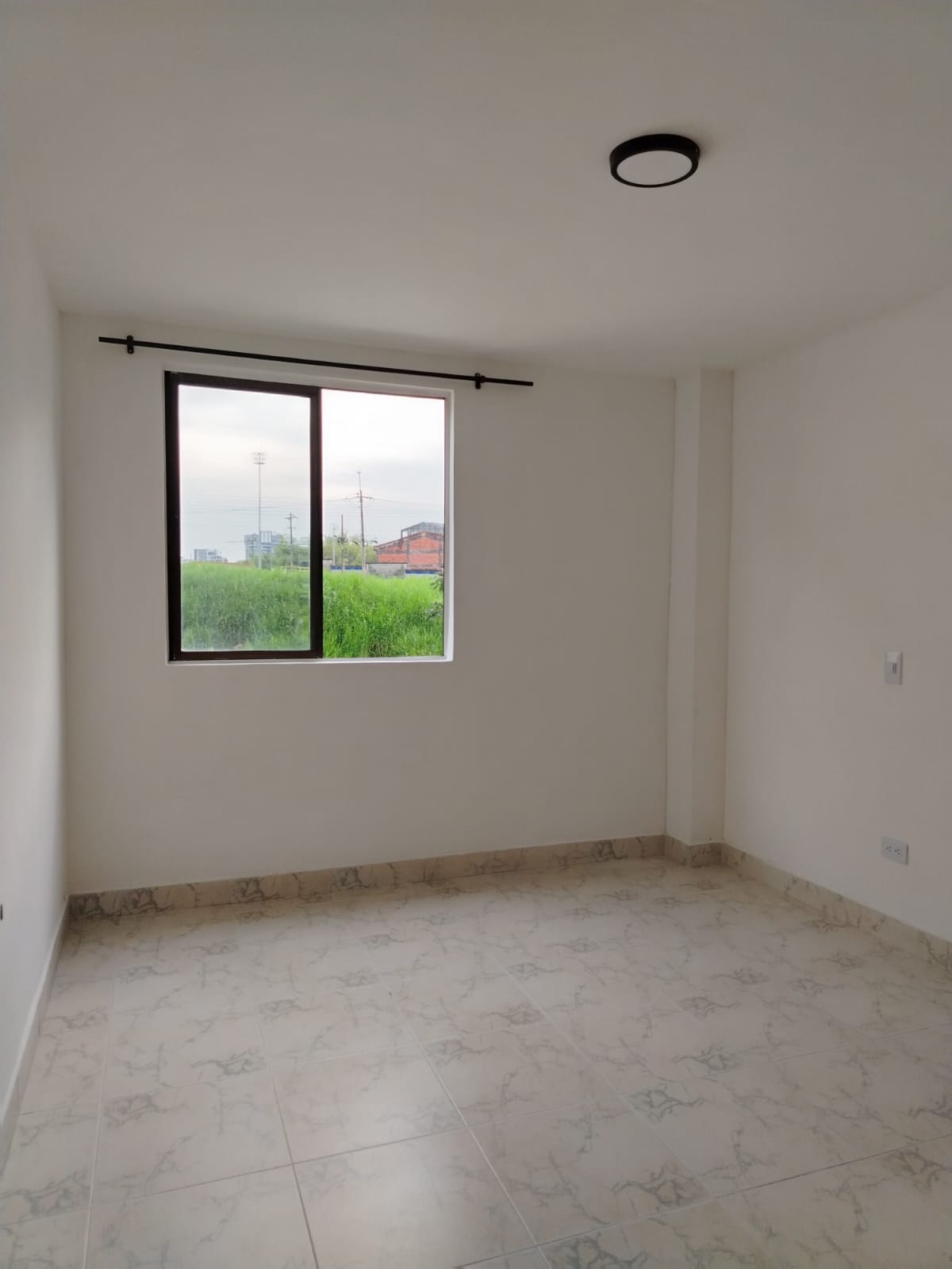 305073920260916025153 VENDO APARTAMENTO EN LA AURORA SECTOR CIRCUNVALAR PEREIRA