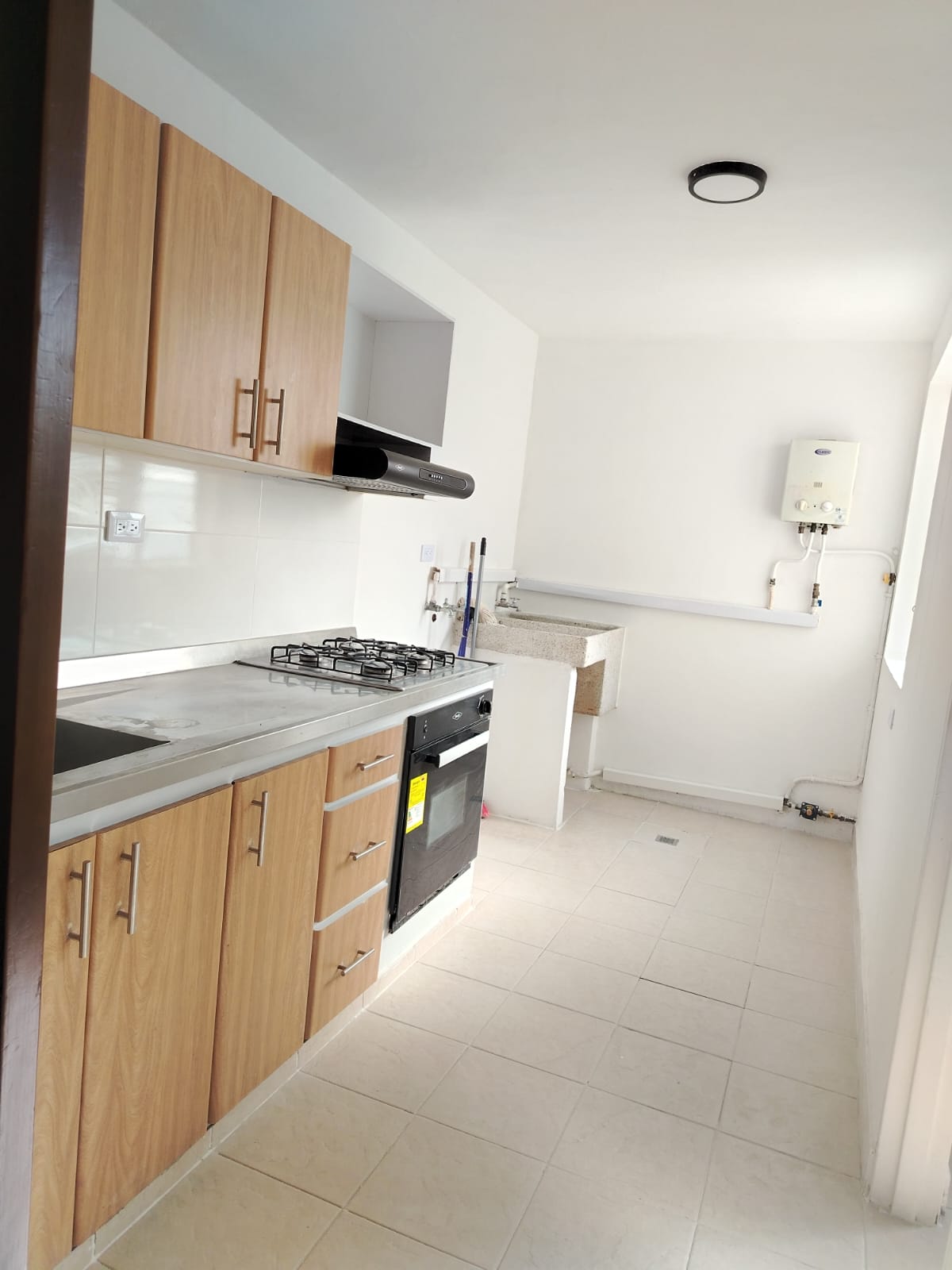 30507720260916025130 VENDO APARTAMENTO EN LA AURORA SECTOR CIRCUNVALAR PEREIRA